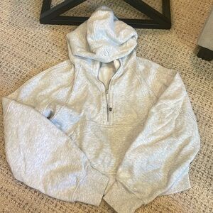 Lululemon crop grey pullover new without tags